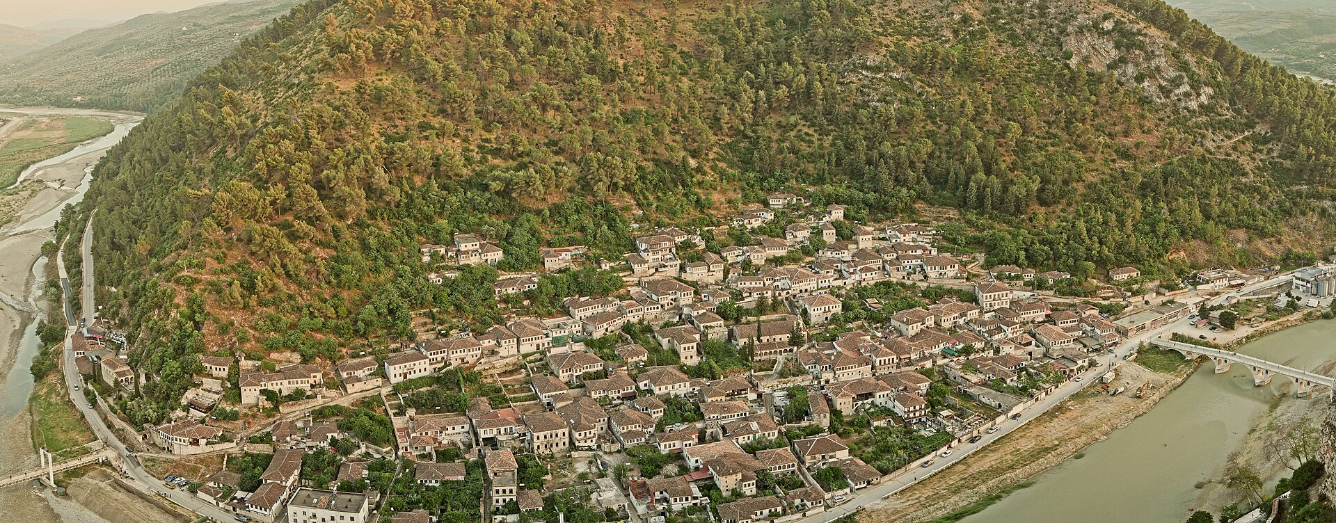 Старый город Берата, Албания