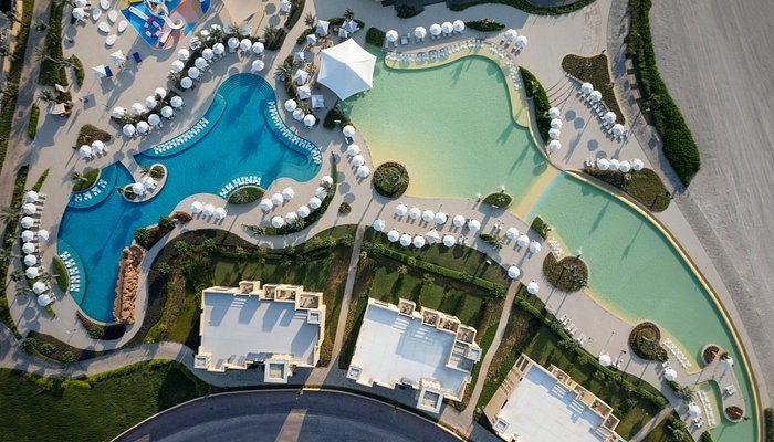 Hilton Al Hamra Beach & Golf Resort 5* — фото 1