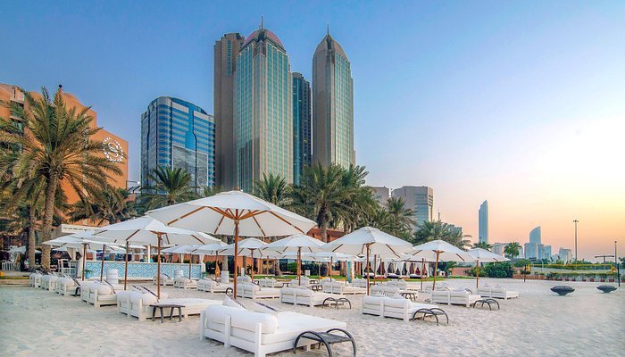 Sheraton Abu Dhabi Hotel & Resort 5* — фото 1