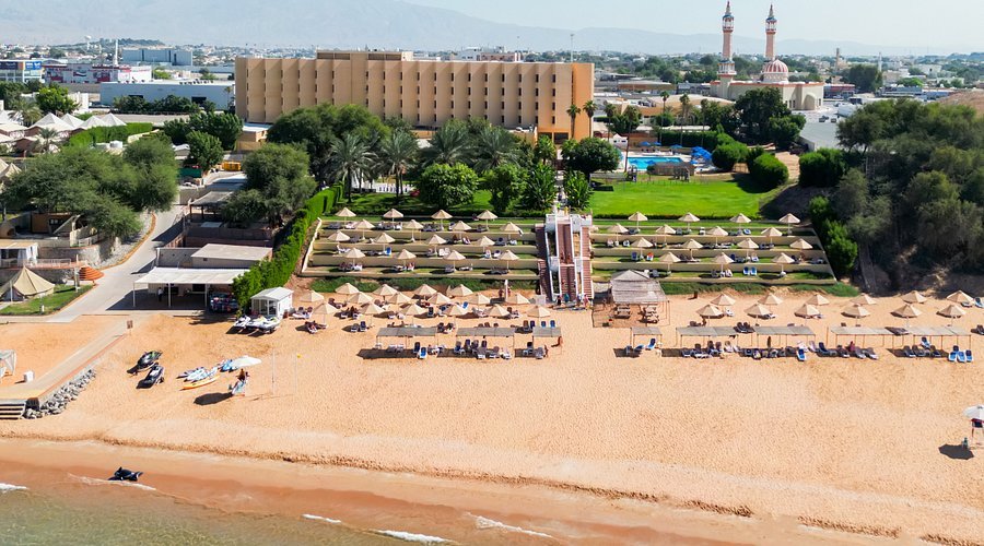Bin Majid Beach Hotel / BM Beach Hotel — фото 1